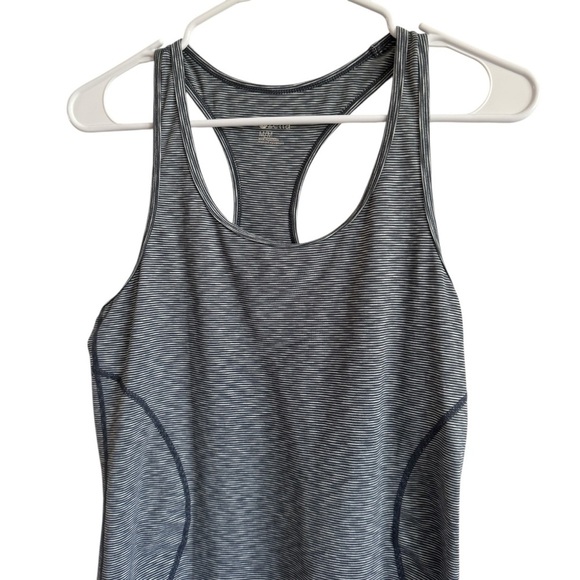 Zella Racer Tank in Gray Graphite, Size M - Picture 3 of 8